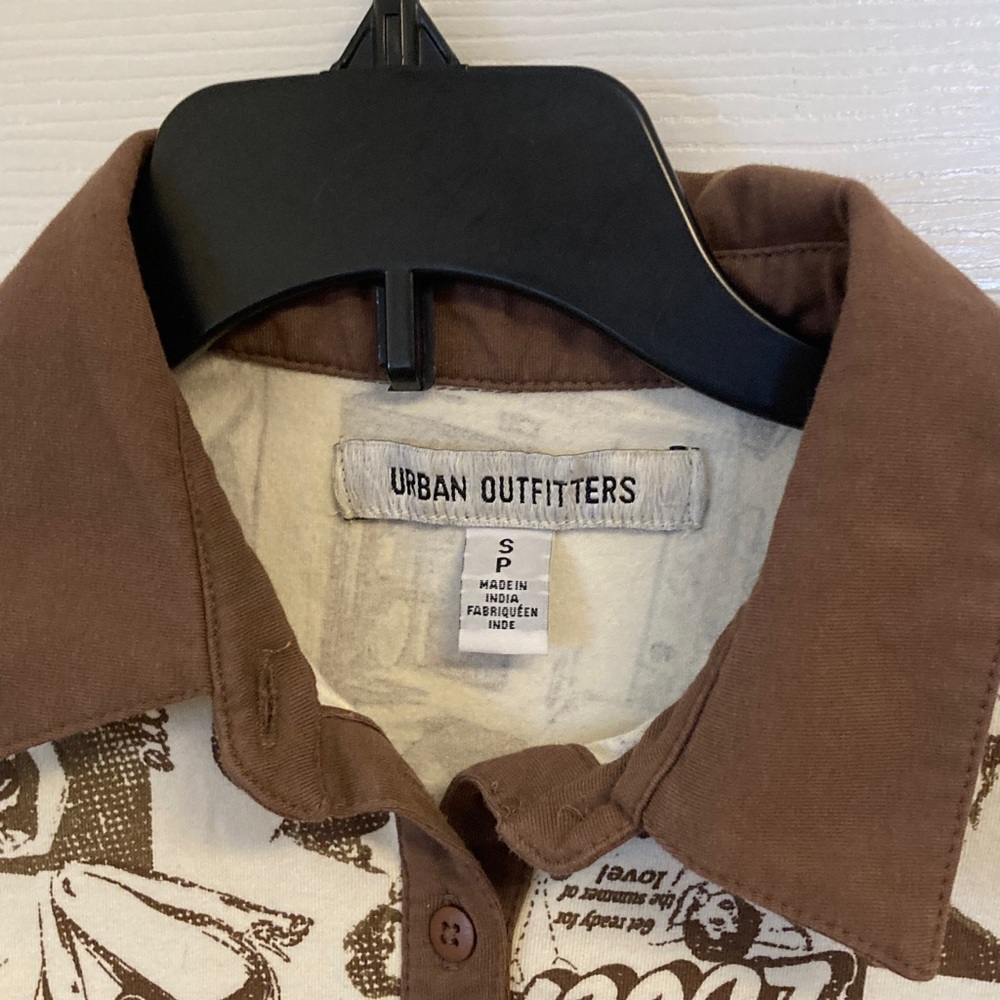 Urban Outfitters Brown & Cream Pinup Girl Graphic Dress - Picture 7 of 10